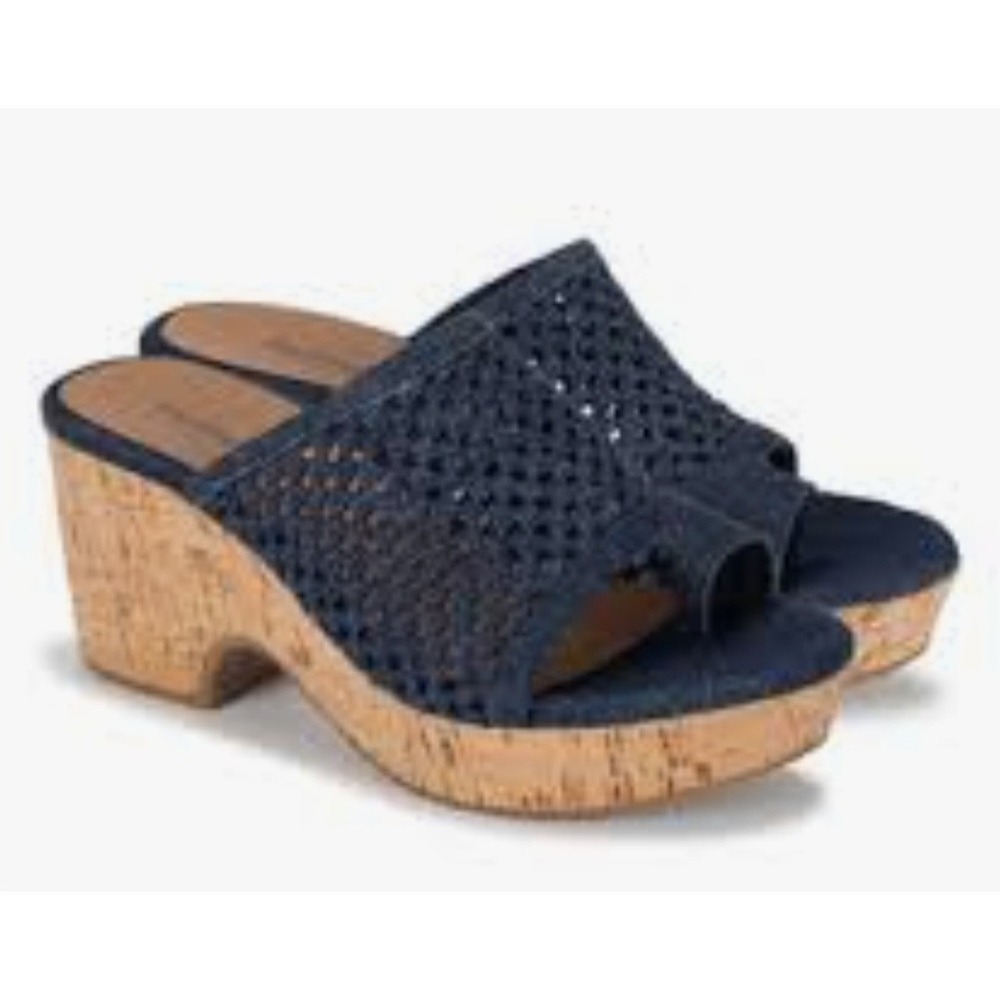 Baretraps Bethie Platform Women's Navy Blue Wedge Sandals Size 7M Slide